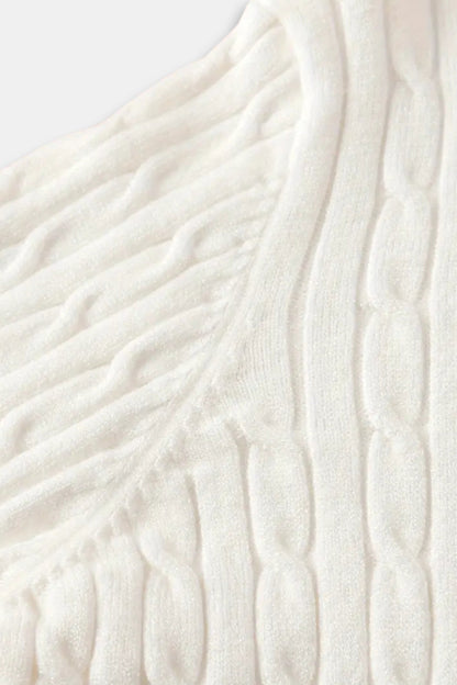 Eleganter Zopfstrickpullover mit Reißverschluss