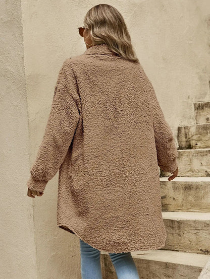 Halie | Bequeme Teddy-Jacke mit Knopfleiste & Brusttaschen