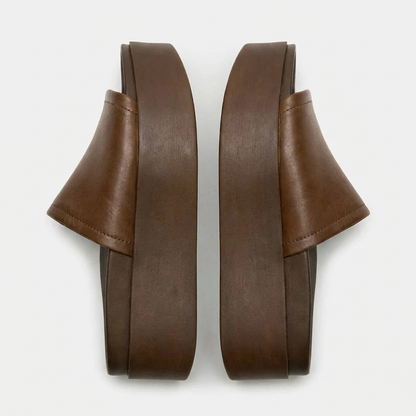 Nora™ | Leder-Plateau-Sandale mit breitem Riemen