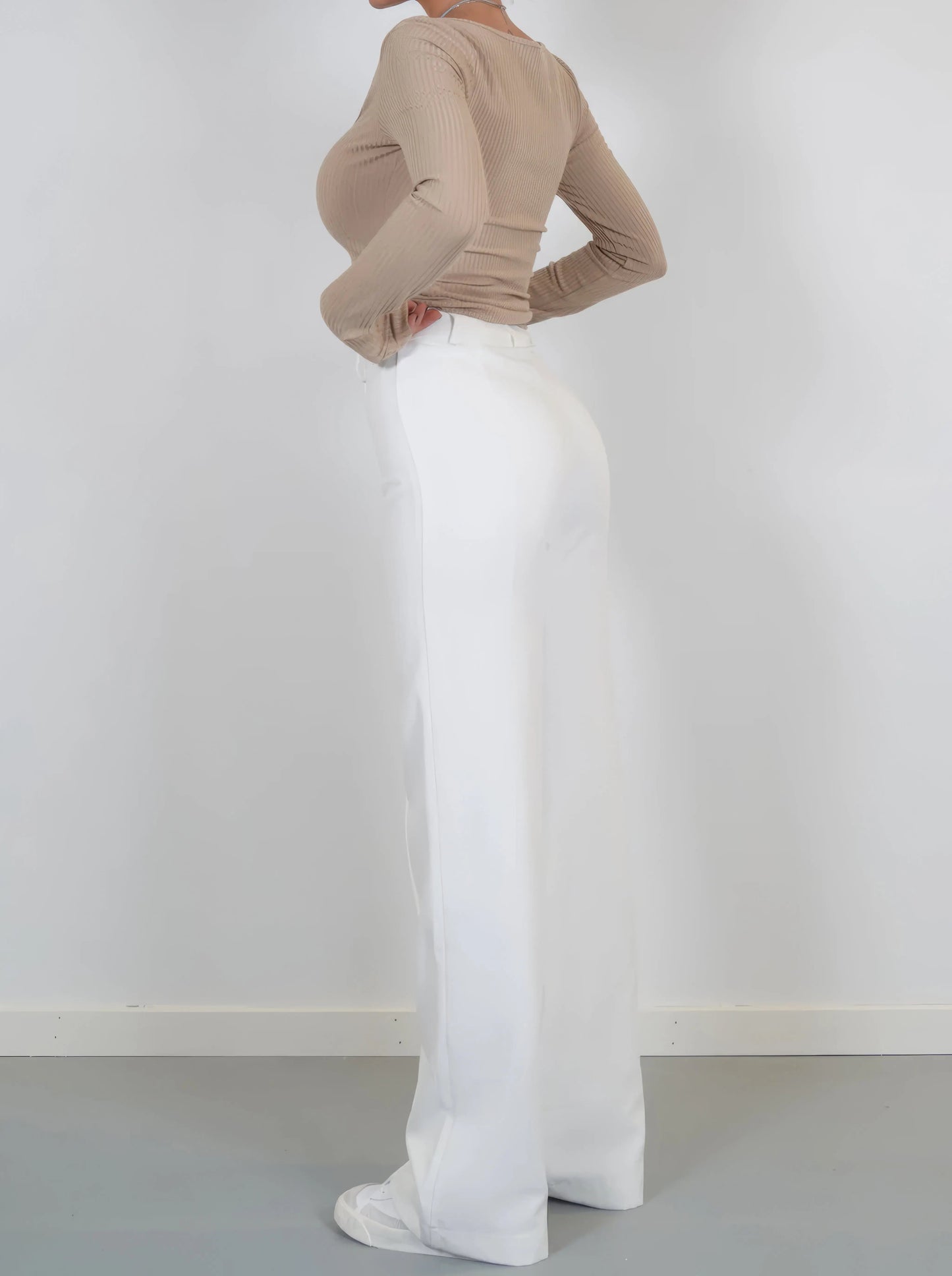 Carina | High-Waisted Chic Hosen