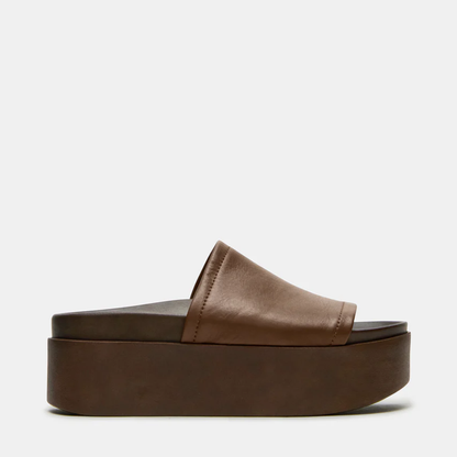 Nora™ | Leder-Plateau-Sandale mit breitem Riemen