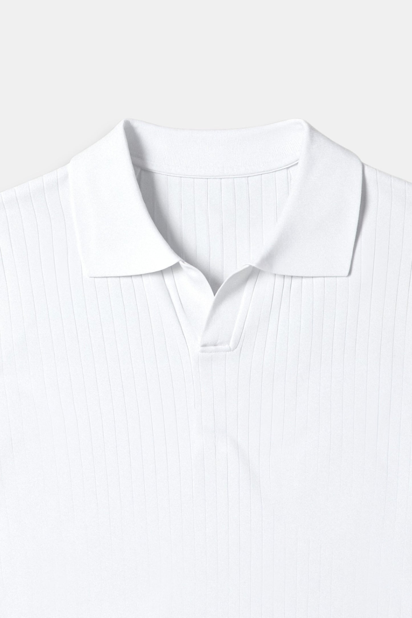 Geripptes Herren-Poloshirt mit kurzen Ärmeln – Elegant & Zeitlos