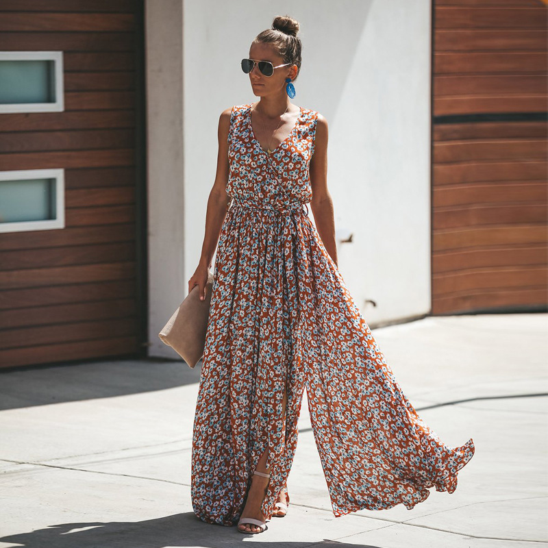 Ärmelloses Maxikleid mit Blumenprint & Schlitz – Sommerlich & Elegant
