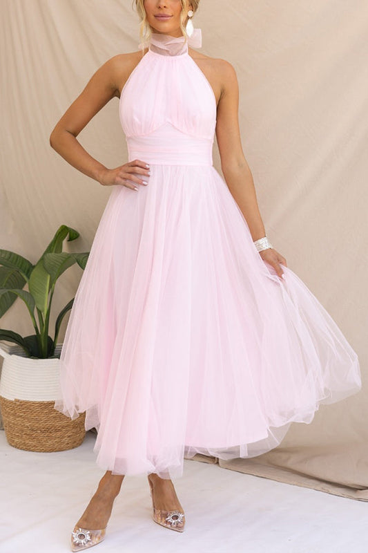 Elegantes Tüllkleid – Halterneck Midikleid mit A-Linie & Schleierkragen