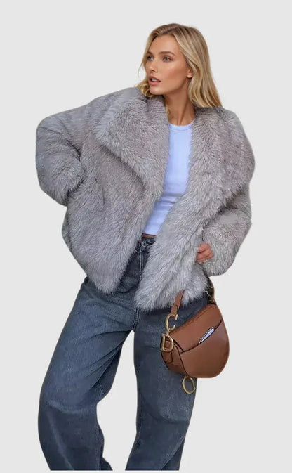 Macy | Luxuriöse Kunstfell-Jacke – Stilvoll, Kuschelig und Zeitlos