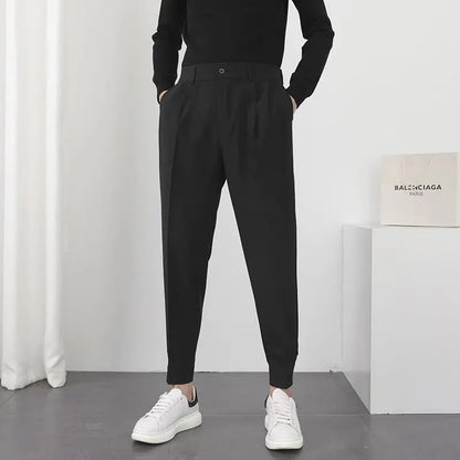 Aron | Moderne Bundfaltenhose für Herren