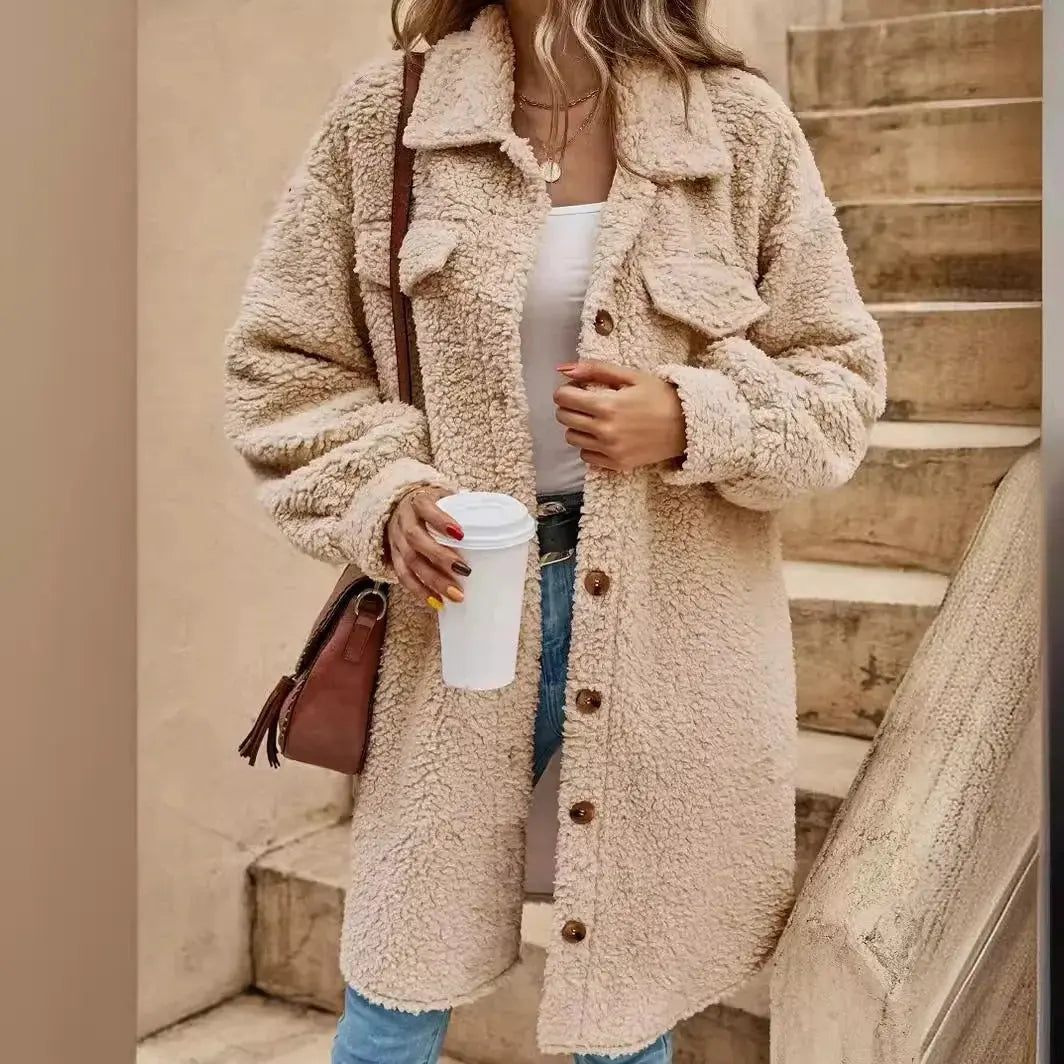 Halie | Bequeme Teddy-Jacke mit Knopfleiste & Brusttaschen