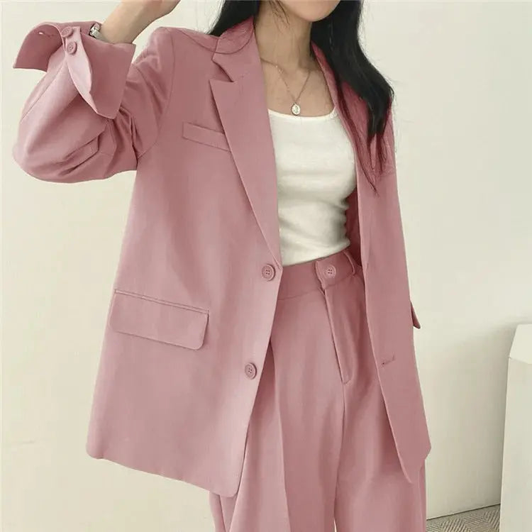 Athena | Einfarbiges Blazer- und gerade geschnittenes Hosen-Set für Damen